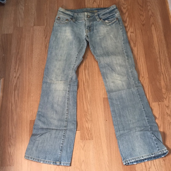 Jeans - Picture 2 of 4